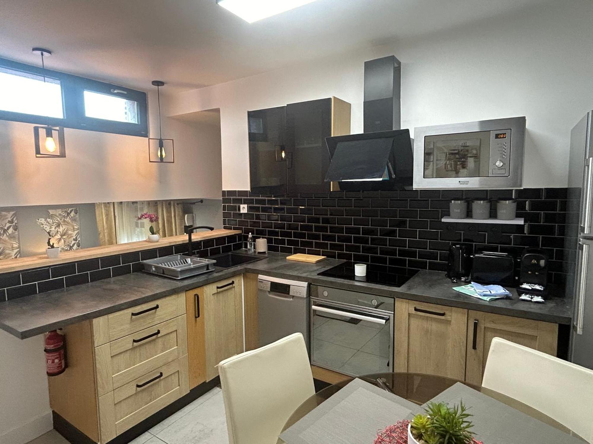 Marvel House - Disneyland 5Min, Private Parking, Terrace Magny-le-Hongre Ngoại thất bức ảnh